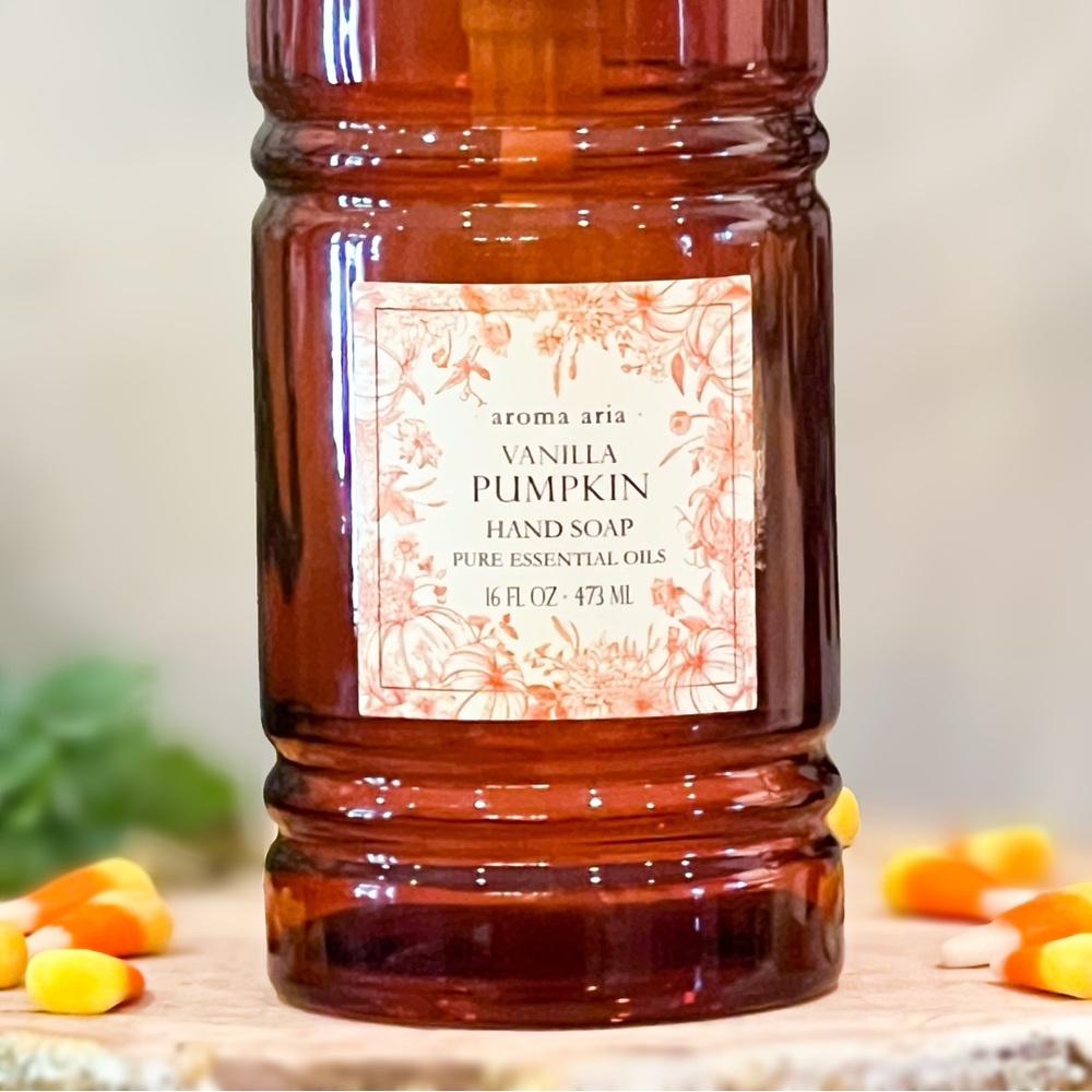 NEW Aroma Aria Vanilla Pumpkin Hand Soap Large Amber Glass Pump Bottle 16 OZ - Picture 3 of 10